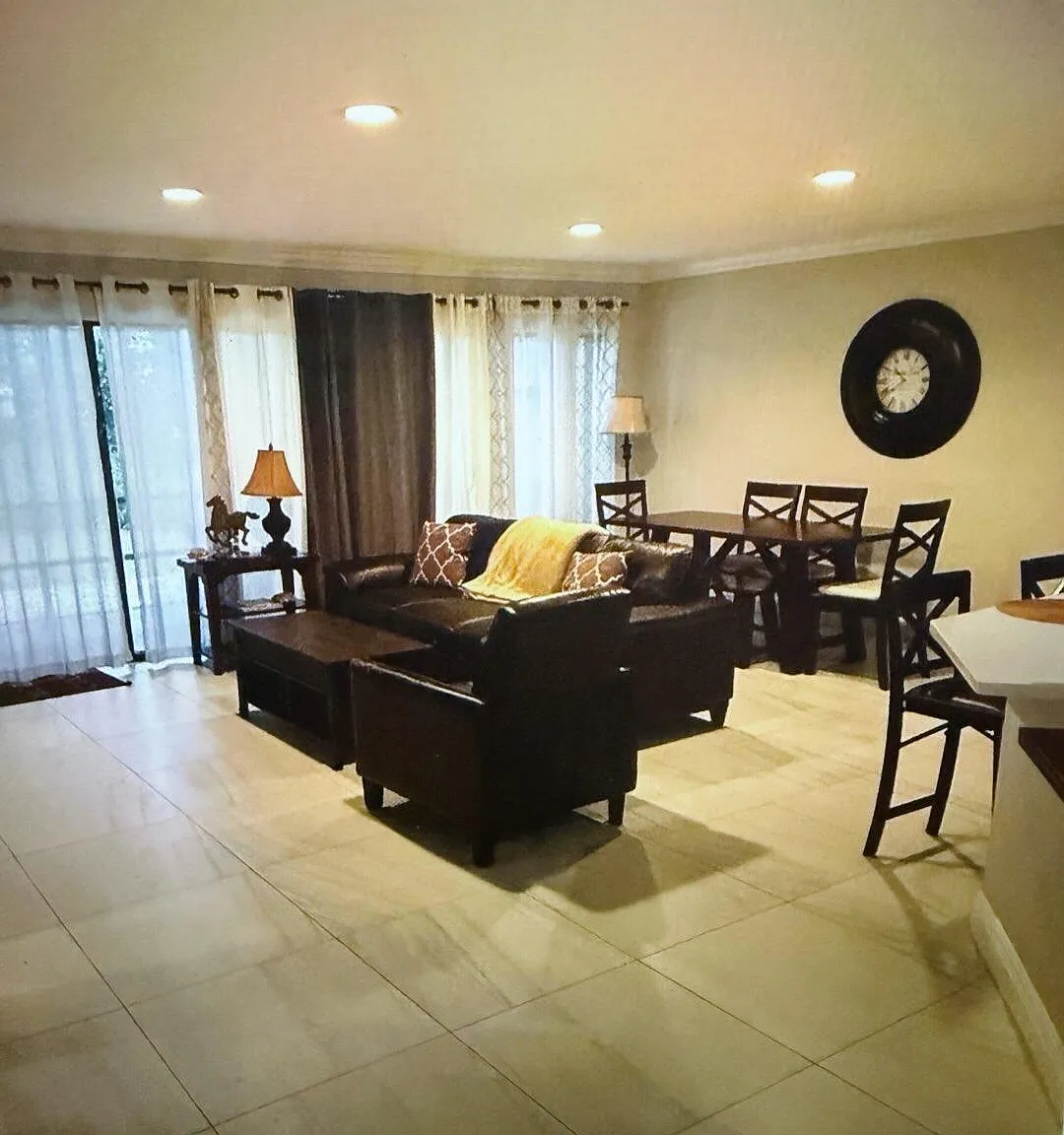 2 bed, 2.0 bath, 1097 sqft, $3,200 — Photo 1