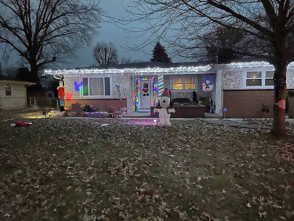 465 Sanders St photo 1
