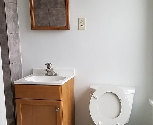 5th image of 1701 W North Shore Ave APT 2C