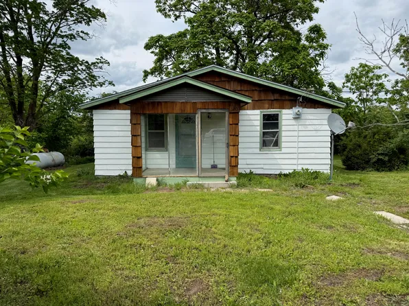11801 E Englewood Rd, Ashland, MO 65010