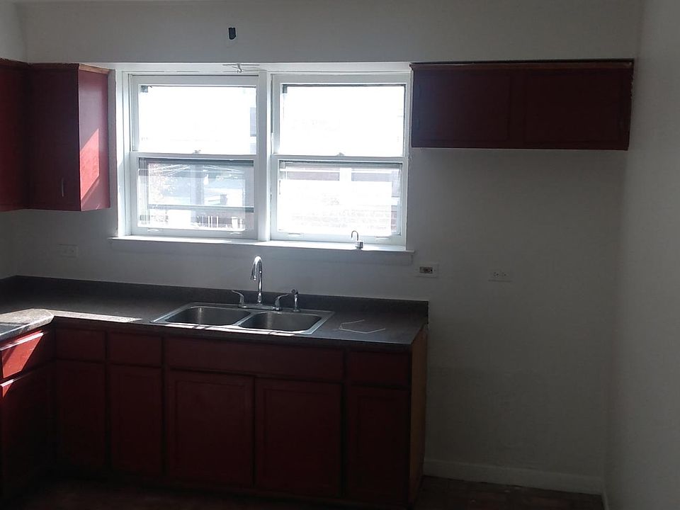 2nd image of 515 25th Ave #3