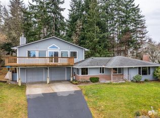 3811 Emory Trl, Oak Harbor, WA
