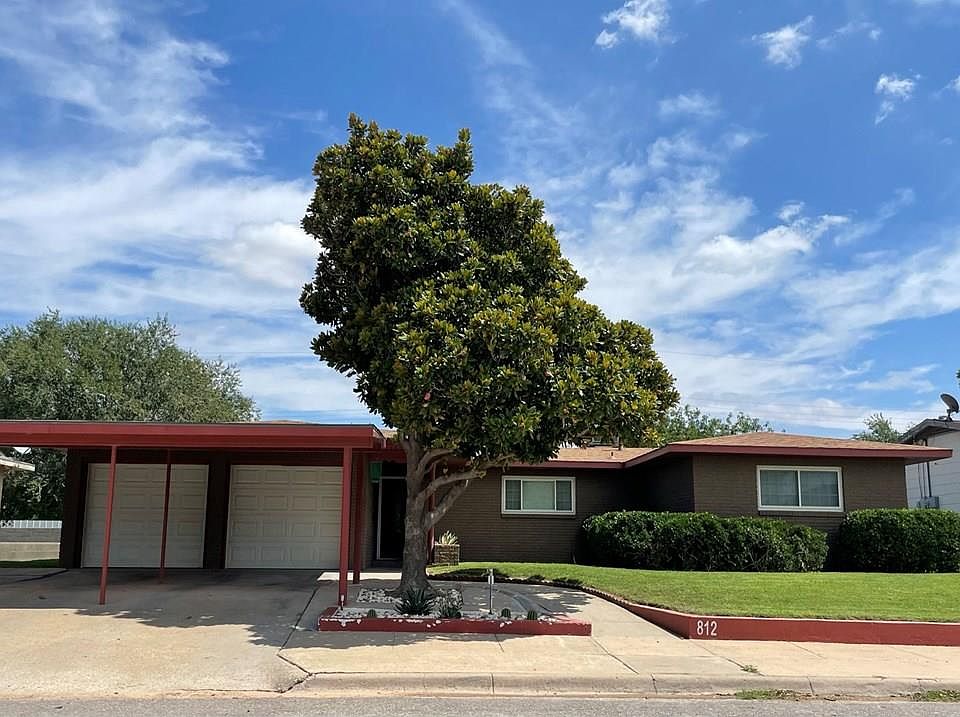 1st image of 812 Jeffee Dr