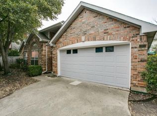 300 Morning Star Ct, Irving, TX 75063