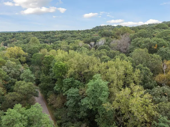 2555 Trading Post Trl S, Afton, MN 55001