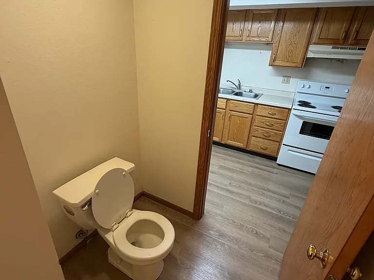 6210 Mineral Point Rd — Photo 5