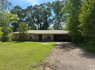 964 Crestview Dr N, Atlanta, TX 75551