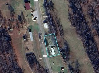 3396 Spring Branch Rd, Leon, WV 25123