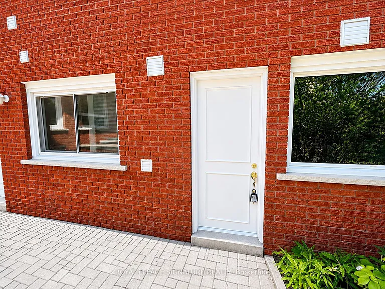 20 Gallacher Ave #A — Photo 9
