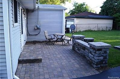 3rd image of 1538 Cypress St