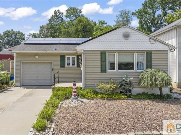 8 Glenwood Ave, Sayreville, NJ 08872