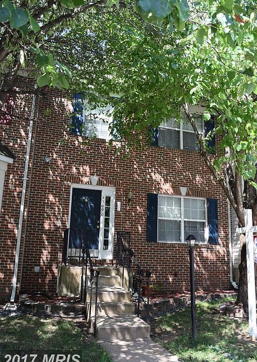 1st image of 43090 Candlewick Sq