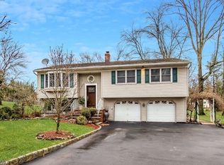 197 Northfield Rd, Millington, NJ 07946