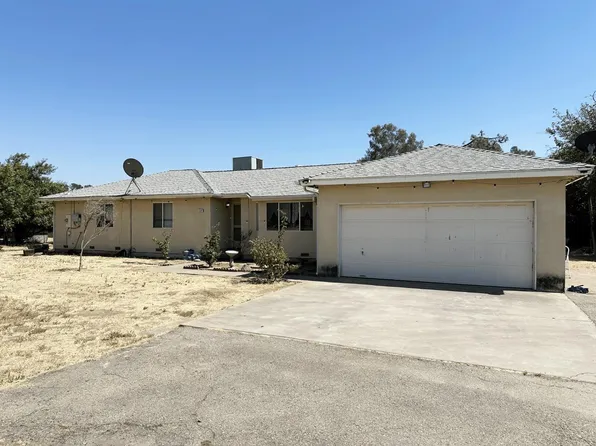12247 E Clinton Ave, Sanger, CA 93657