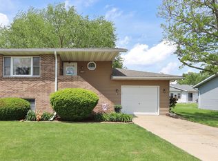 1038 Dupont Ave, Morris, IL 60450