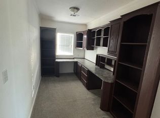 1729 E County Road 148, Midland, TX 79706