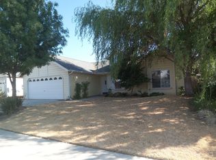 1803 E Oakmont Ave, Fresno, CA 93730