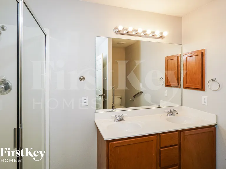 10410 Stallion Bay — Photo 10