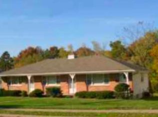 8332 Robinson St, Overland Park, KS 66212