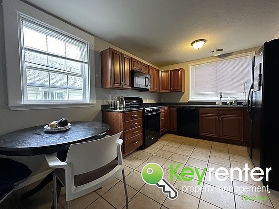 3rd image of 5210 S K St #1