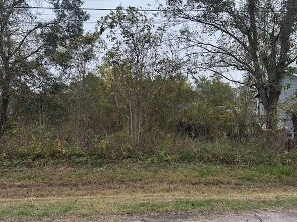 2618 Avenue I, Dickinson, TX 77539