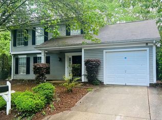 6004 Bayswater Ln, Charlotte, NC 28212