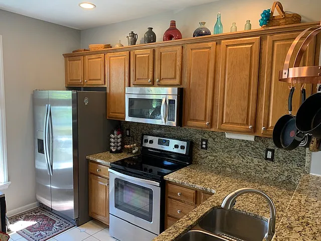 2 bed, 2.5 bath, 1186 sqft, $2,000 — Photo 4