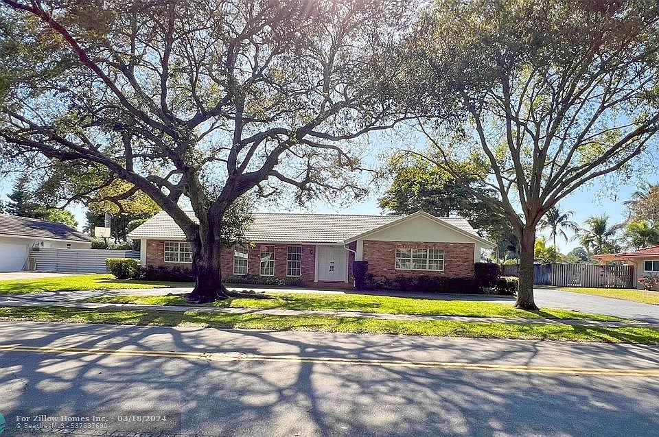 261 W Tropical Way, Plantation, FL 33317 Zillow