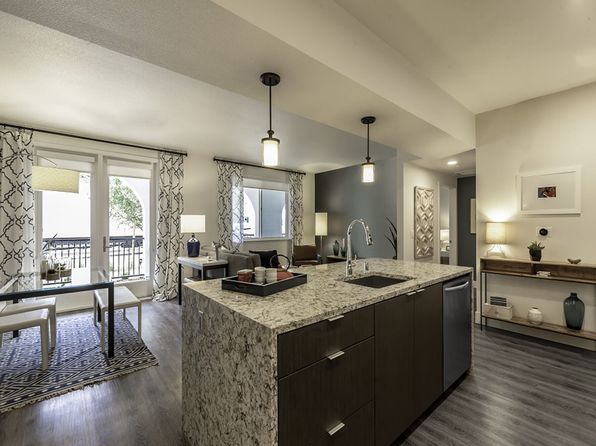 550 E Weddell Dr #303