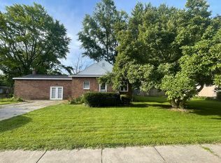 431 Riverside Dr, Watervliet, MI 49098