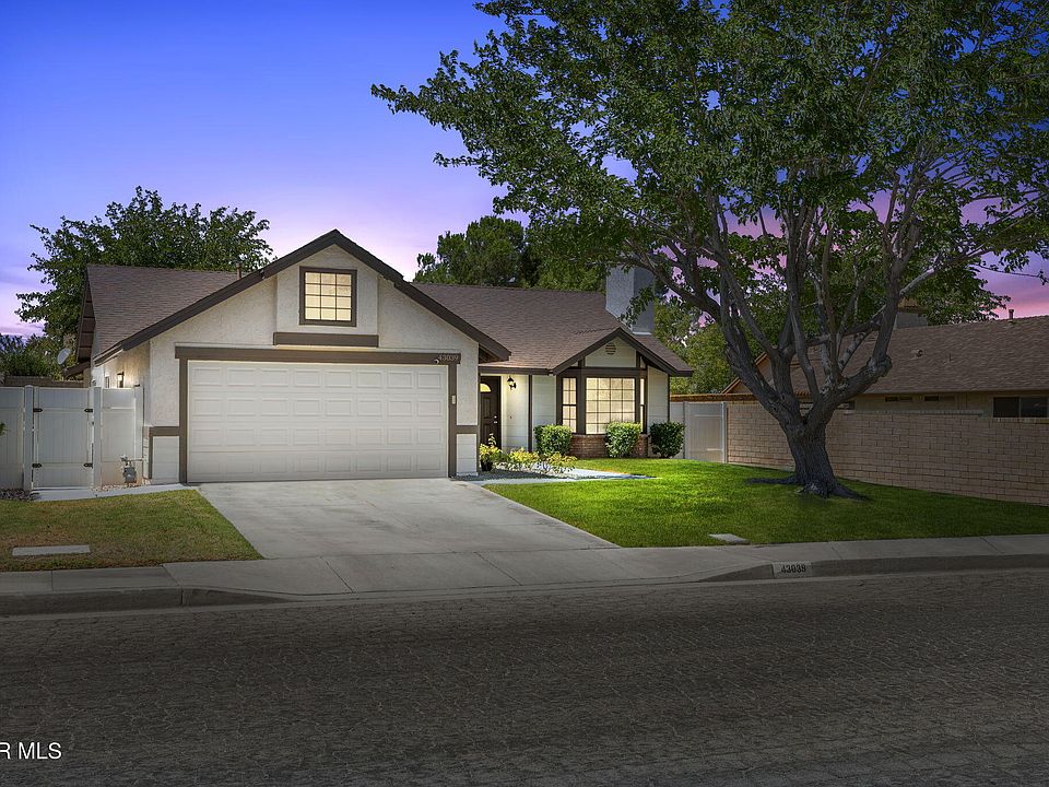 1st image of 43039 Cromley Ct