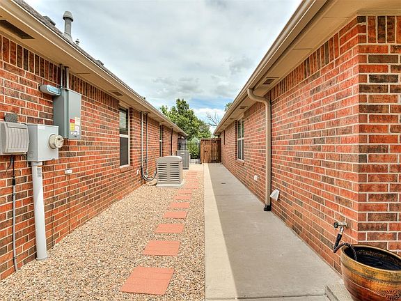 4th image of 8524 Saint Michael Ct