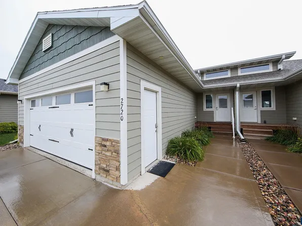 2720 E Sunburst Dr, Brandon, SD 57005