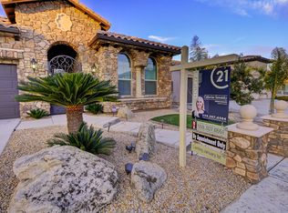 7290 W Robinwood Ln, Fresno, CA 93723