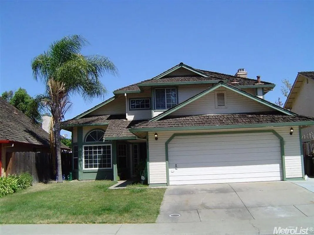 8409 Honeycomb Way photo 1