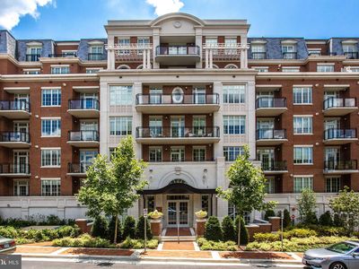 6900 Fleetwood Rd #414, McLean, VA, 22101