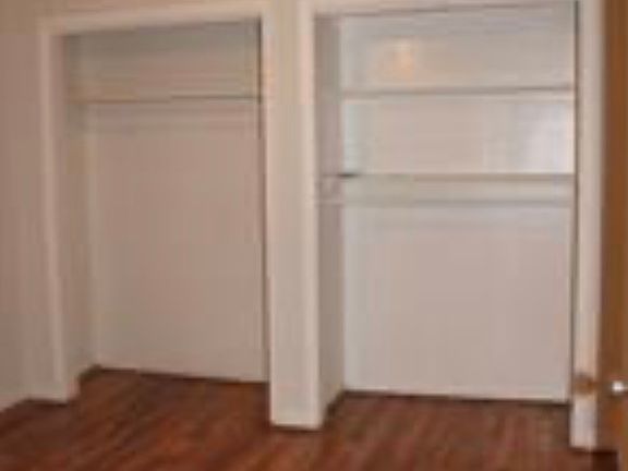 5th image of 909 Silber Rd APT 18