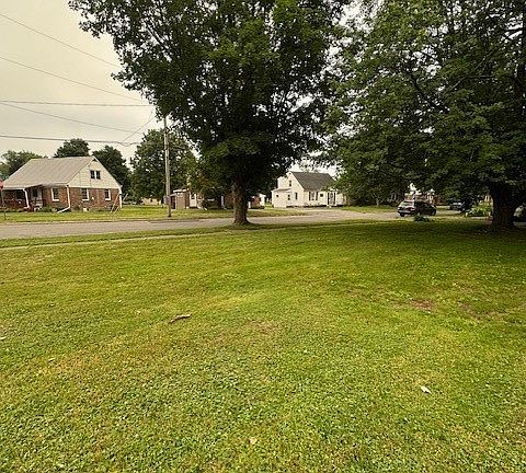 4th image of Butterfield Ave Lot 302