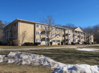 377 Huse Rd UNIT 24, Manchester, NH 03103