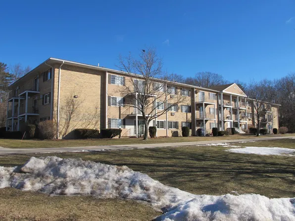 377 Huse Road #24, Manchester, NH 03103