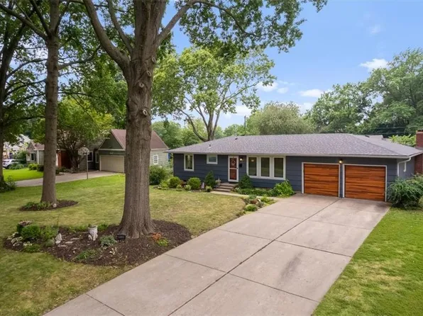 5136 Reeds Rd, Mission, KS 66202