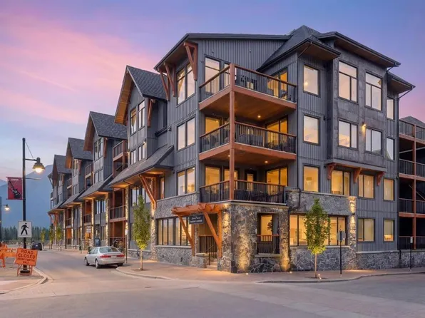 1505 SE Spring Creek Gate #402, Canmore, AB T1W 0J2