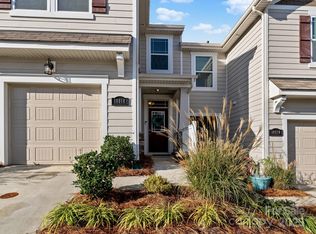 18014 Pear Hawthorne Dr, Huntersville, NC 28078