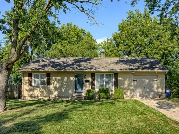 5916 N Howard Ave, Kansas City, MO 64118