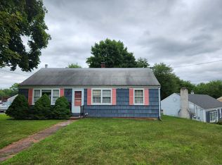 242 Robbins Ave, Newington, CT 06111