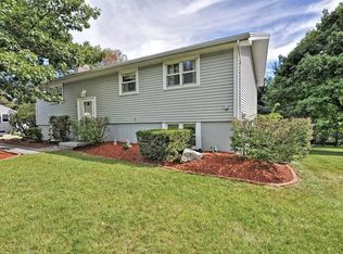 7 Old Farm Rd, Auburn, MA 01501