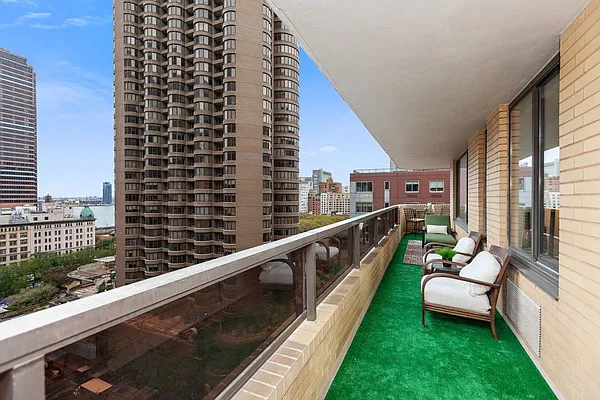 Sold by Kleier Residential | media 3