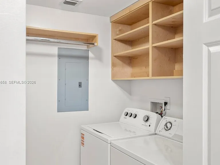 510 NW 84th Ave #230 — Photo 6