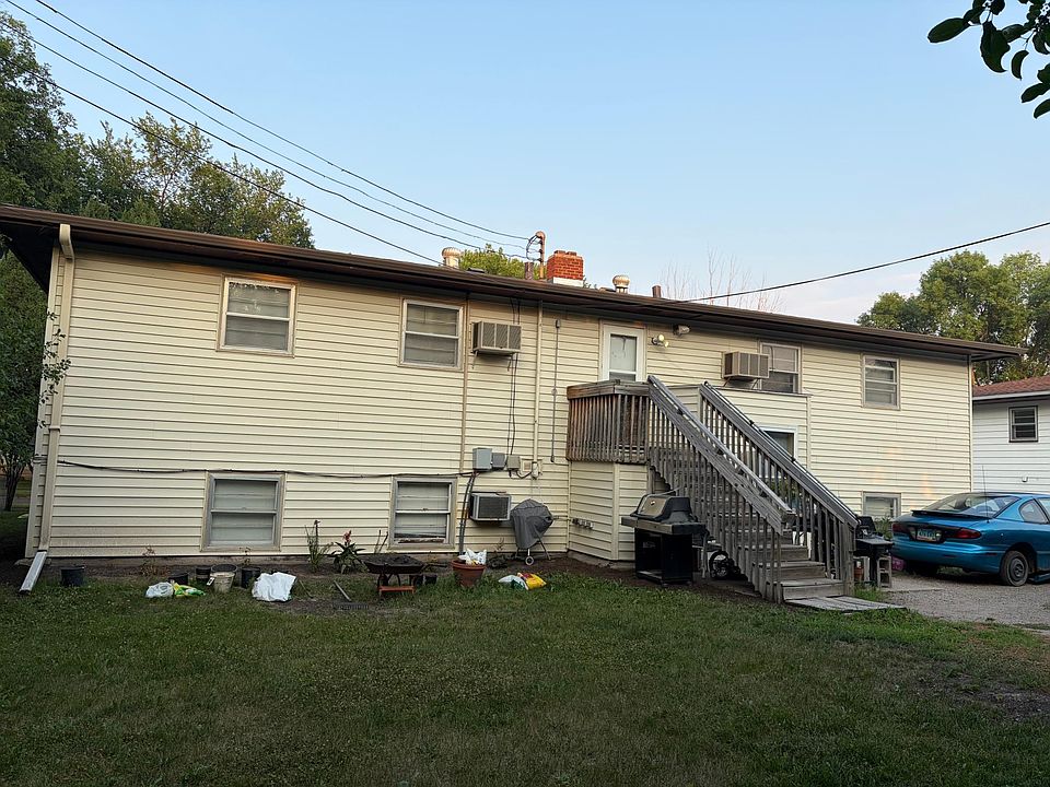 2nd image of 2512 9th St N