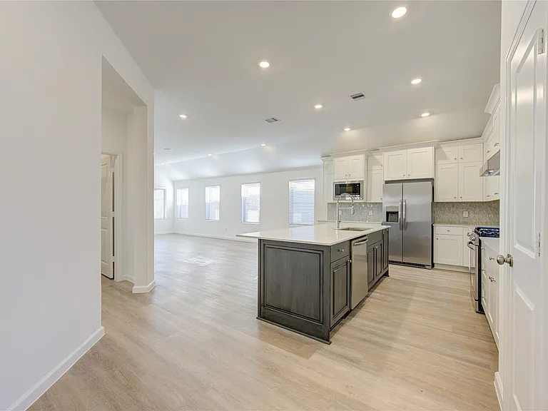 30347 Tall Fescue Dr — Photo 32